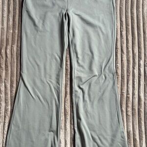 HALARA Sage Green Apparel